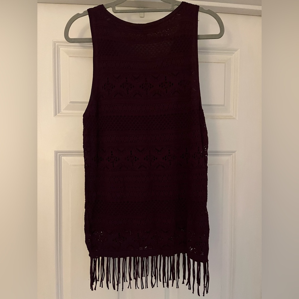 WHITE HOUSE BLACK MARKET Burgundy Crochet Fringe Tank | Size S